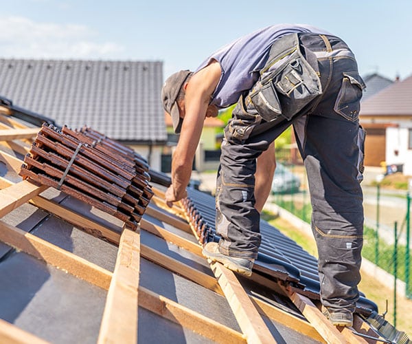 Pare-pluie : charpentier la teste-de-buch